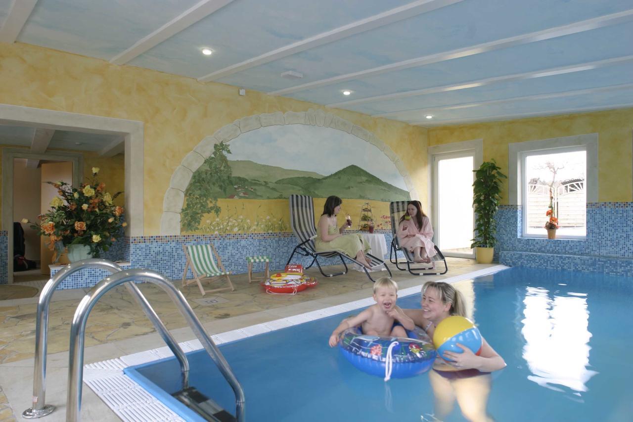 Landhotel Heidekrug Dohma Esterno foto