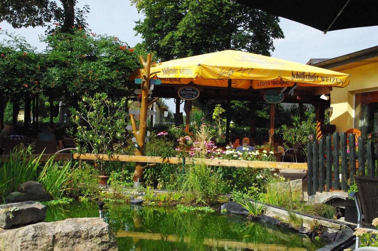 Landhotel Heidekrug Dohma Esterno foto